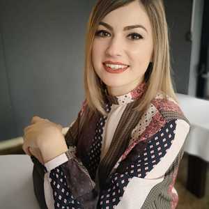 Alexandra Coca's avatar