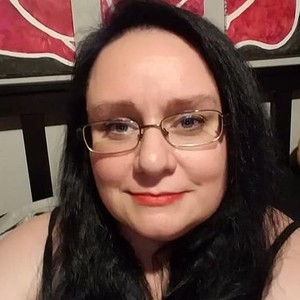 Rose Glitschka's avatar