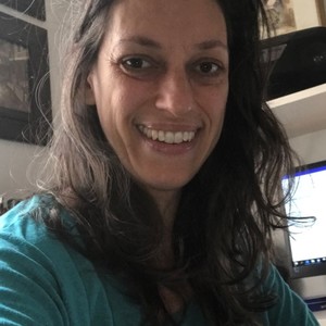 Daniela Lopes's avatar