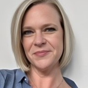 Whitney Mosteller's avatar