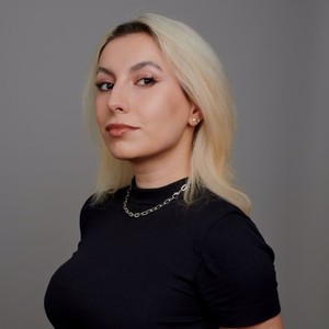 Alisa Kizilbash's avatar